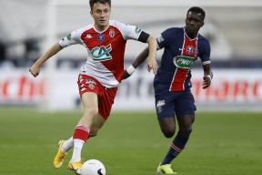 开云体育中国官方网站风云突变摩纳哥今晨单刀错失，法国杯版图或变，气氛紧张，医务组通报恢复的简单介绍